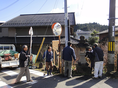 伊勢本街道案内板@御杖村 設置風景